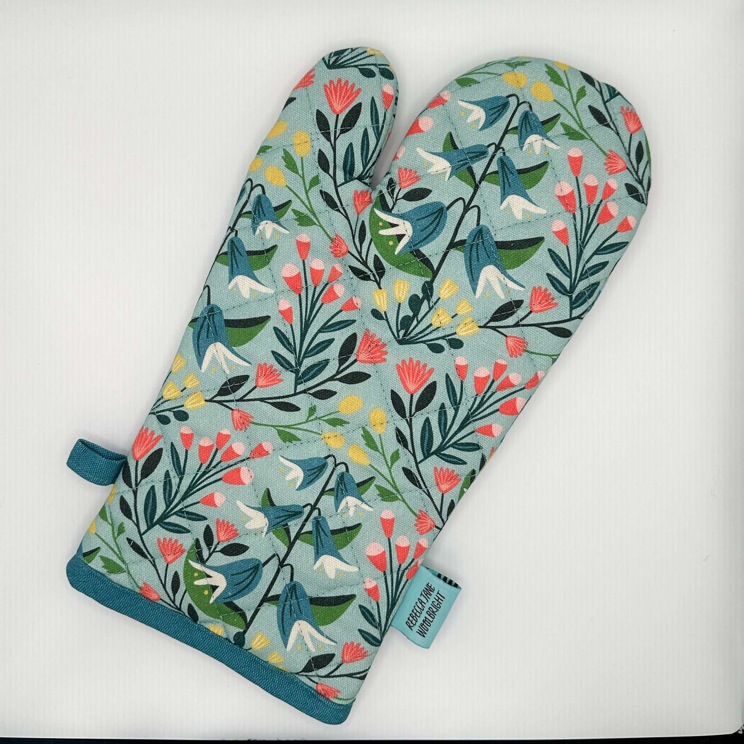 Eloise Oven Mitt + Pot Holder Set
